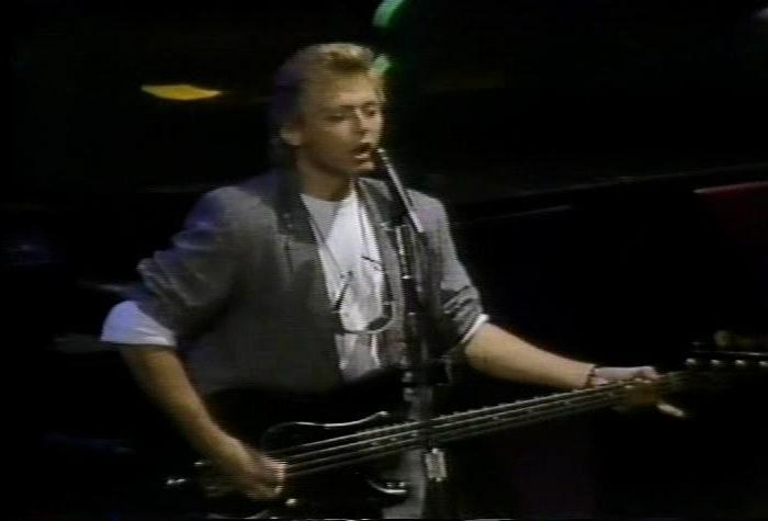 Screenshot taken from 'The Cars Live: 1984 - 1985'