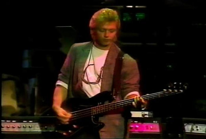 Screenshot taken from 'The Cars Live: 1984 - 1985'
