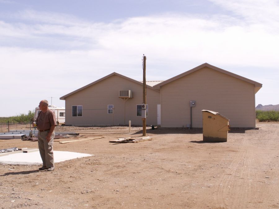 Taken by waterdragon687 at her parents' house in Deming, New Mexico, May 2006 - please do not reproduce without permission
