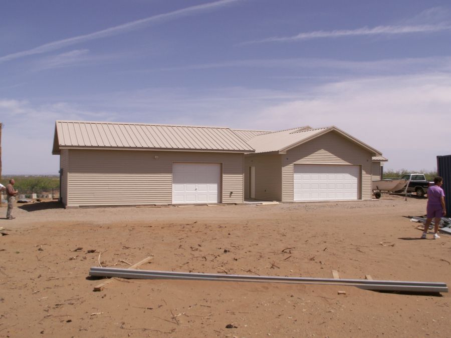 Taken by waterdragon687 at her parents' house in Deming, New Mexico, May 2006 - please do not reproduce without permission