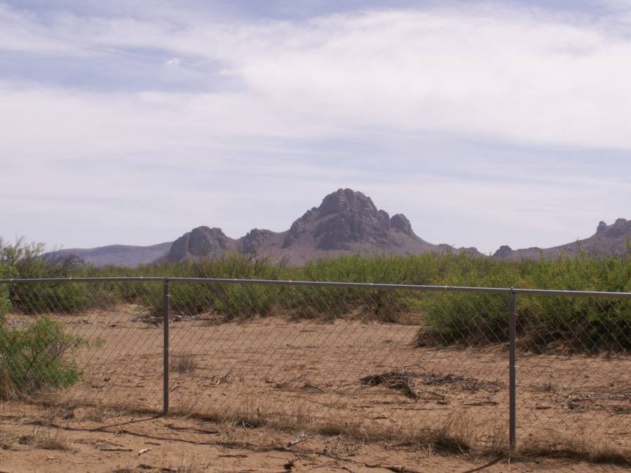 Taken by waterdragon687 on vacation in New Mexico, May 2006 - please do not reproduce without permission