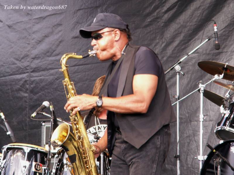 Michael 'Tunes' Antunes live in Cheyenne, Wyoming, 24 June, 2006. Photo copyright waterdragon687; not to be reproduced without permission.