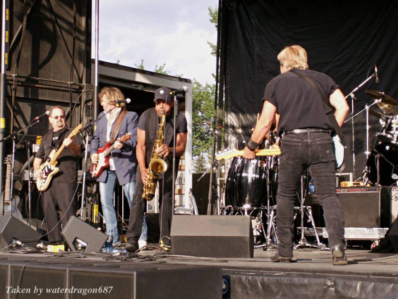 Larry Hoppen, Jerry Riggs, Michael Antunes, and John Cafferty live in Cheyenne, Wyoming, 24 June, 2006. Photo copyright waterdragon687; not to be reproduced without permission.