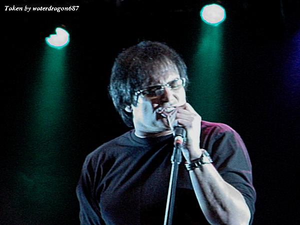 Jimi Jamison live in Denver, Colorado, 12 August, 2005. Photo copyright waterdragon687; not to be reproduced without permission.