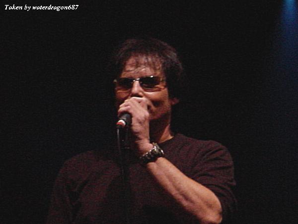 Jimi Jamison live in Denver, Colorado, 12 August, 2005. Photo copyright waterdragon687; not to be reproduced without permission.