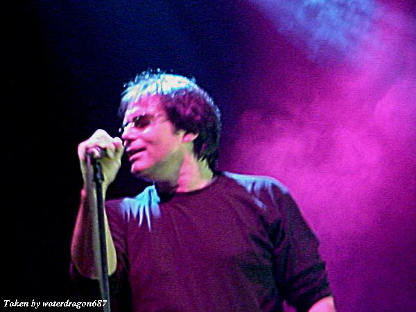Jimi Jamison live in Denver, Colorado, 12 August, 2005. Photo copyright waterdragon687; not to be reproduced without permission.