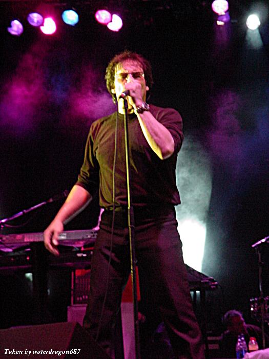 Jimi Jamison live in Denver, Colorado, 12 August, 2005. Photo copyright waterdragon687; not to be reproduced without permission.