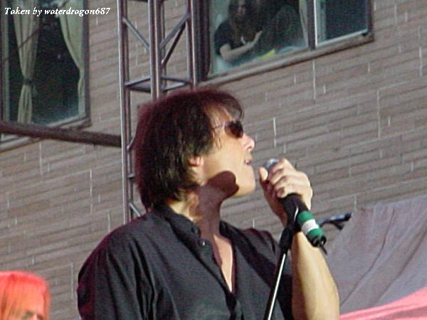 Jimi Jamison live in Deadwood, South Dakota, 18 June, 2005. Photo copyright waterdragon687; not to be reproduced without permission.