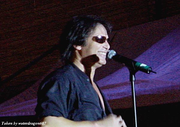Jimi Jamison live in Deadwood, South Dakota, 18 June, 2005. Photo copyright waterdragon687; not to be reproduced without permission.