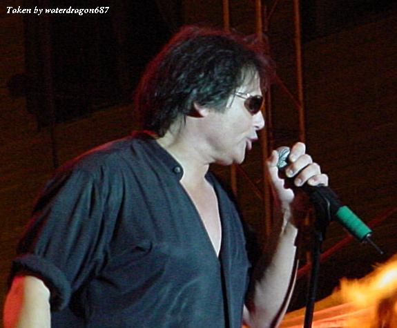 Jimi Jamison live in Deadwood, South Dakota, 18 June, 2005. Photo copyright waterdragon687; not to be reproduced without permission.