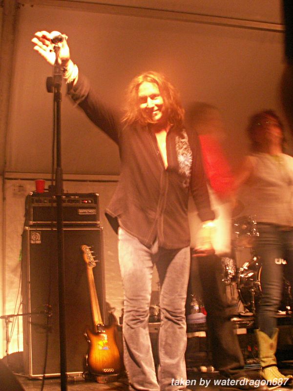 Barry Dunaway live in Franklin Park, Illinois, 05 June, 2010. Photo copyright waterdragon687; not to be reproduced without permission.