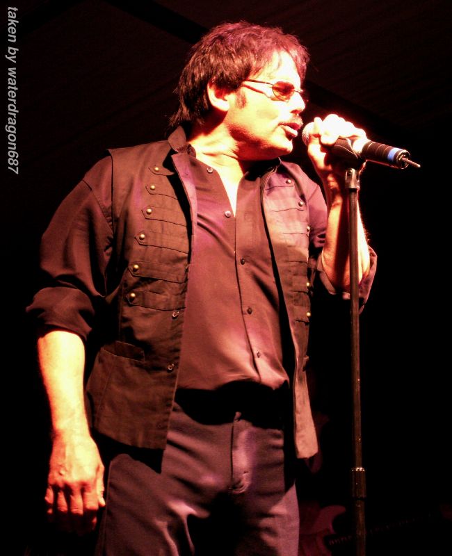 Jimi Jamison live in Franklin Park, Illinois, 05 June, 2010. Photo copyright waterdragon687; not to be reproduced without permission.