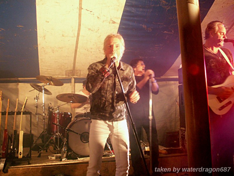 Fergie Fredriksen, Jimi Jamison, and Mark Reuter live in Glyndon, Minnesota, 11 September, 2010. Photo copyright waterdragon687; not to be reproduced without permission.