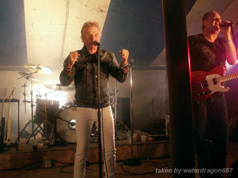 Fergie Fredriksen and Mark Reuter live in Glyndon, Minnesota, 11 September, 2010. Photo copyright waterdragon687; not to be reproduced without permission.