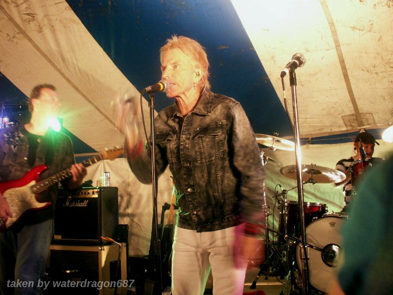 Fergie Fredriksen, Jim Coughlin, and Jeff Dunn live in Glyndon, Minnesota, 11 September, 2010. Photo copyright waterdragon687; not to be reproduced without permission.