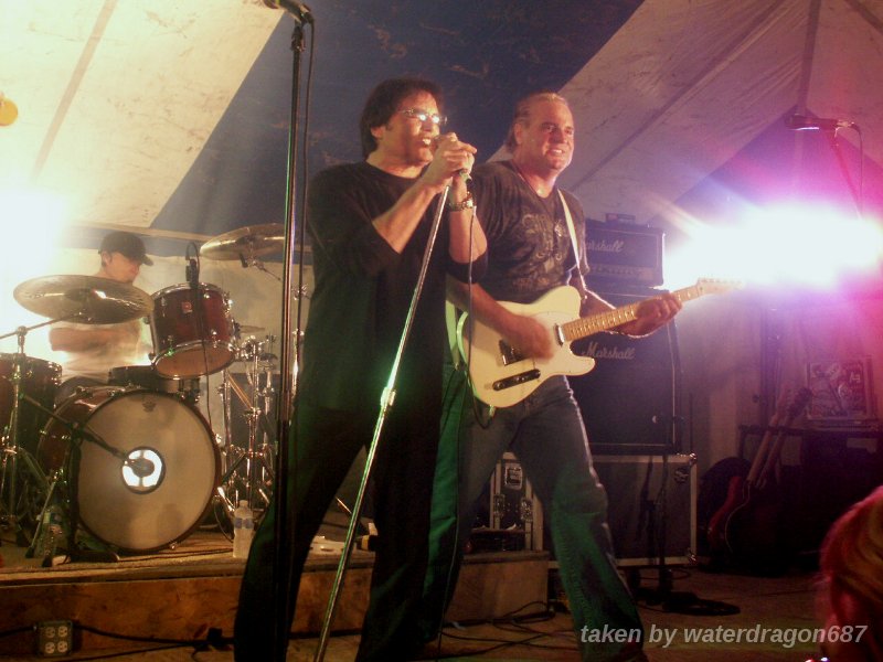 Jimi Jamison, Mark Reuter, and Jeff Dunn live in Glyndon, Minnesota, 11 September, 2010. Photo copyright waterdragon687; not to be reproduced without permission.