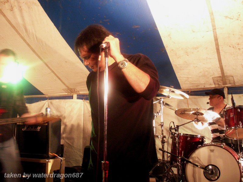 Jimi Jamison and Jeff Dunn live in Glyndon, Minnesota, 11 September, 2010. Photo copyright waterdragon687; not to be reproduced without permission.