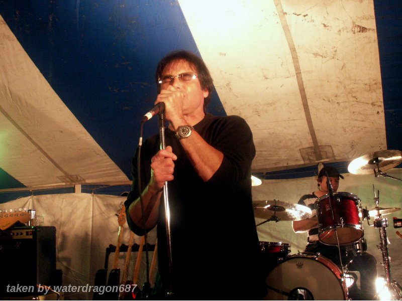 Jimi Jamison and Jeff Dunn live in Glyndon, Minnesota, 11 September, 2010. Photo copyright waterdragon687; not to be reproduced without permission.