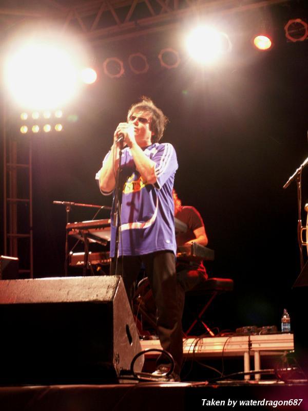 Jimi Jamison live in Oneida, Wisconsin, 06 June, 2008. Photo copyright waterdragon687; not to be reproduced without permission.