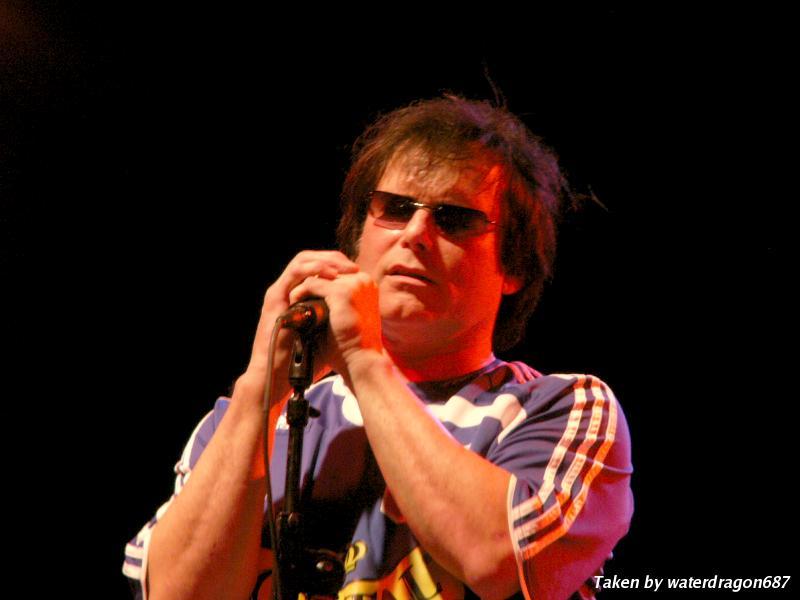 Jimi Jamison live in Oneida, Wisconsin, 06 June, 2008. Photo copyright waterdragon687; not to be reproduced without permission.