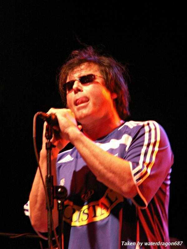 Jimi Jamison live in Oneida, Wisconsin, 06 June, 2008. Photo copyright waterdragon687; not to be reproduced without permission.