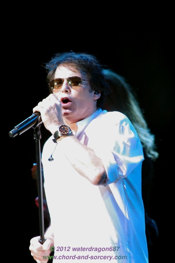 Jimi Jamison live in Hoffman Estates, Illinois, 7 July 2012. Photo copyright waterdragon687, all rights reserved; not to be reproduced without permission.