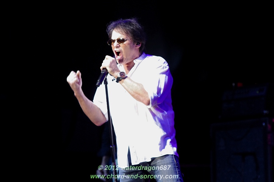 Jimi Jamison live in Hoffman Estates, Illinois, 7 July 2012. Photo copyright waterdragon687, all rights reserved; not to be reproduced without permission.