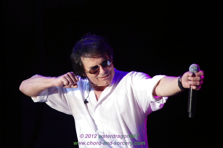 Jimi Jamison live in Hoffman Estates, Illinois, 7 July 2012. Photo copyright waterdragon687, all rights reserved; not to be reproduced without permission.