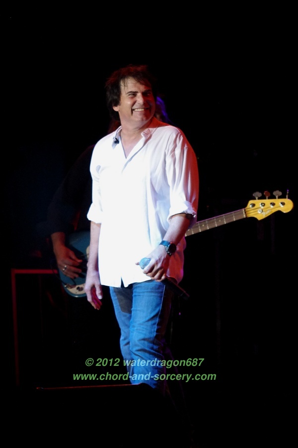 Jimi Jamison live in Hoffman Estates, Illinois, 7 July 2012. Photo copyright waterdragon687, all rights reserved; not to be reproduced without permission.