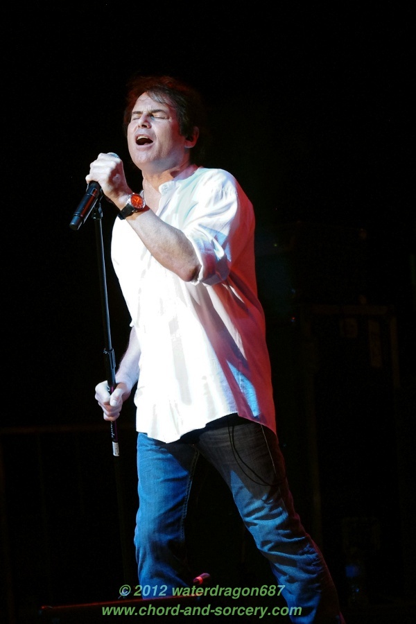 Jimi Jamison live in Hoffman Estates, Illinois, 7 July 2012. Photo copyright waterdragon687, all rights reserved; not to be reproduced without permission.