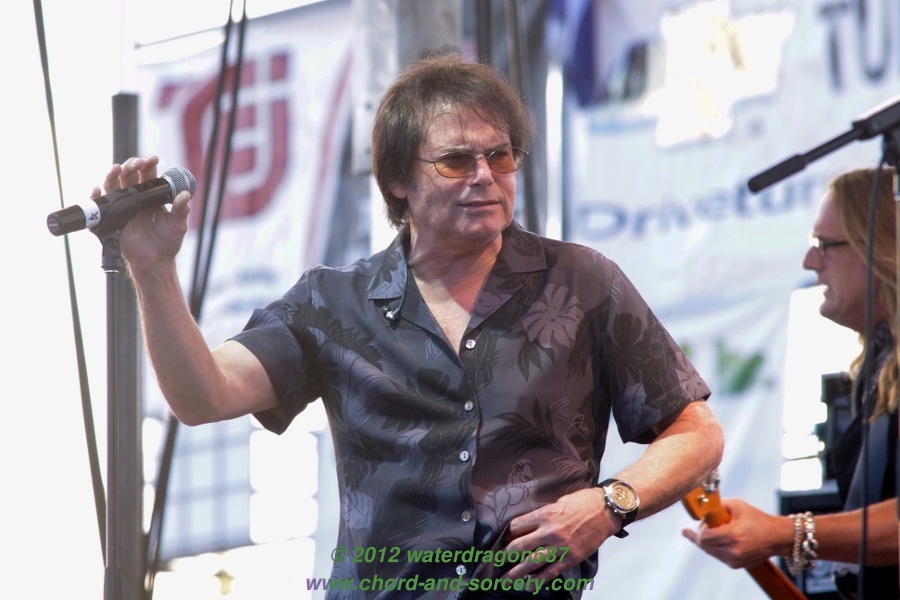 Jimi Jamison and Billy Ozzello live in Olathe, Colorado, 4 August, 2012. Photo copyright waterdragon687, all rights reserved; not to be reproduced without permission.