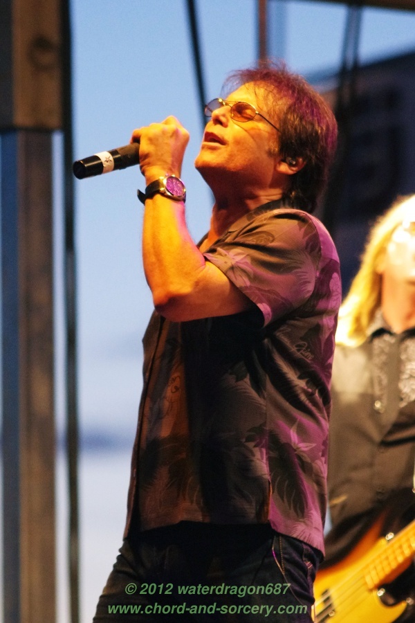 Jimi Jamison and Billy Ozzello live in Olathe, Colorado, 4 August, 2012. Photo copyright waterdragon687, all rights reserved; not to be reproduced without permission.