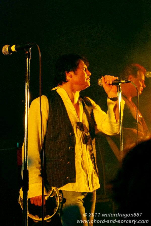 Jimi Jamison and Mark Reuter live in Red Wing, Minnesota, 6 August, 2011. Photo copyright waterdragon687; not to be reproduced without permission.
