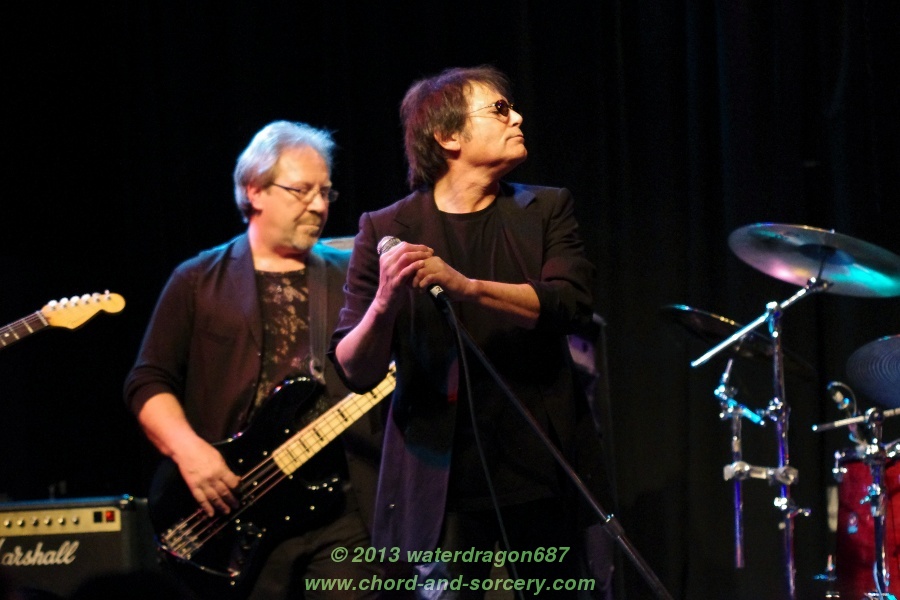 Jimi Jamison and Ken Halland live in St. Paul, Minnesota, 1 March 2013. Photo copyright waterdragon687, all rights reserved; not to be reproduced without permission.